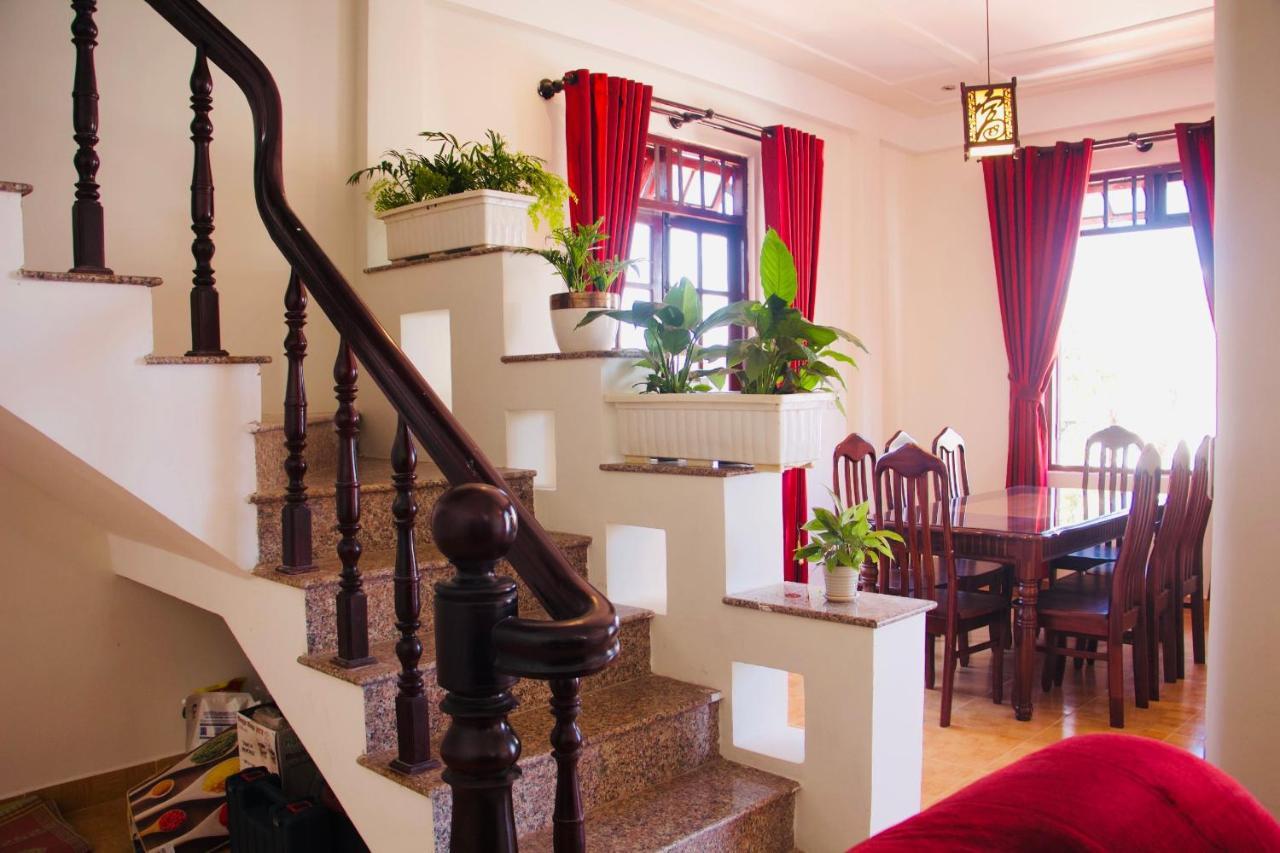 Nho House V Villa Да Лат Екстериор снимка